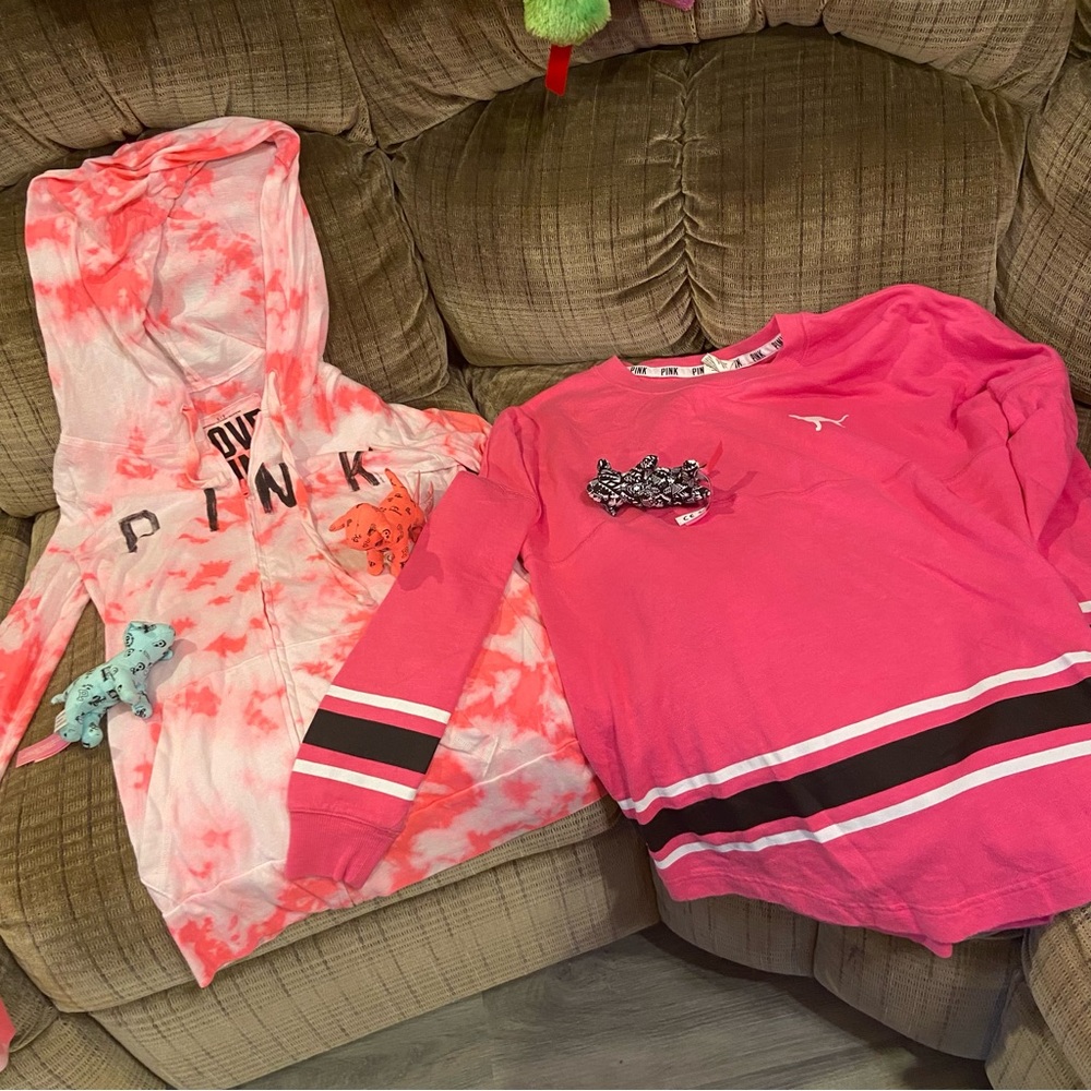 Pink by Victoria’s Secret Sweatshirt & Thin Hoodie Small